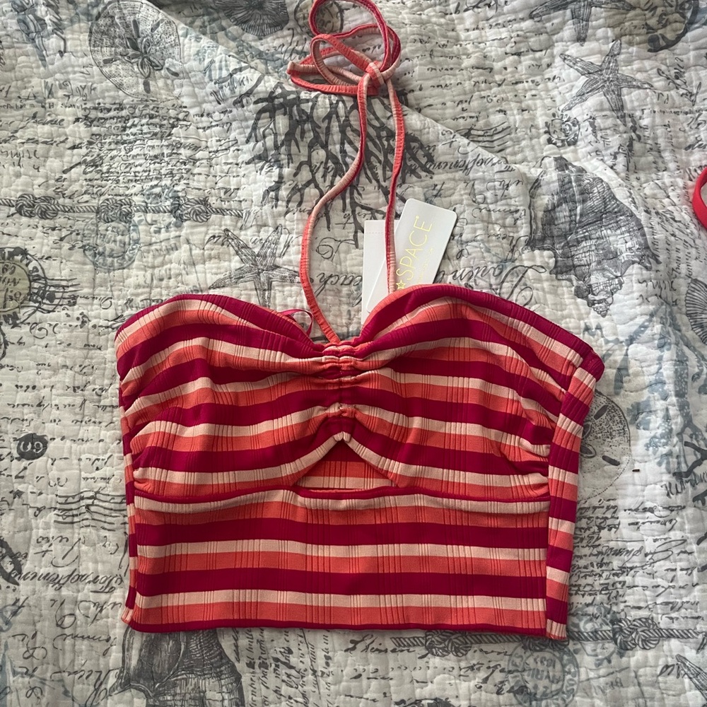 NEW L space crop top